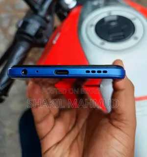 Vivo Y21 64 GB Blue