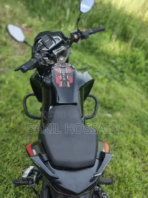 Hero Hunk 2021 Black