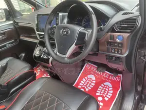 Toyota Esquire 1.8 FWD Hybrid (7 seater) 2020 Purple