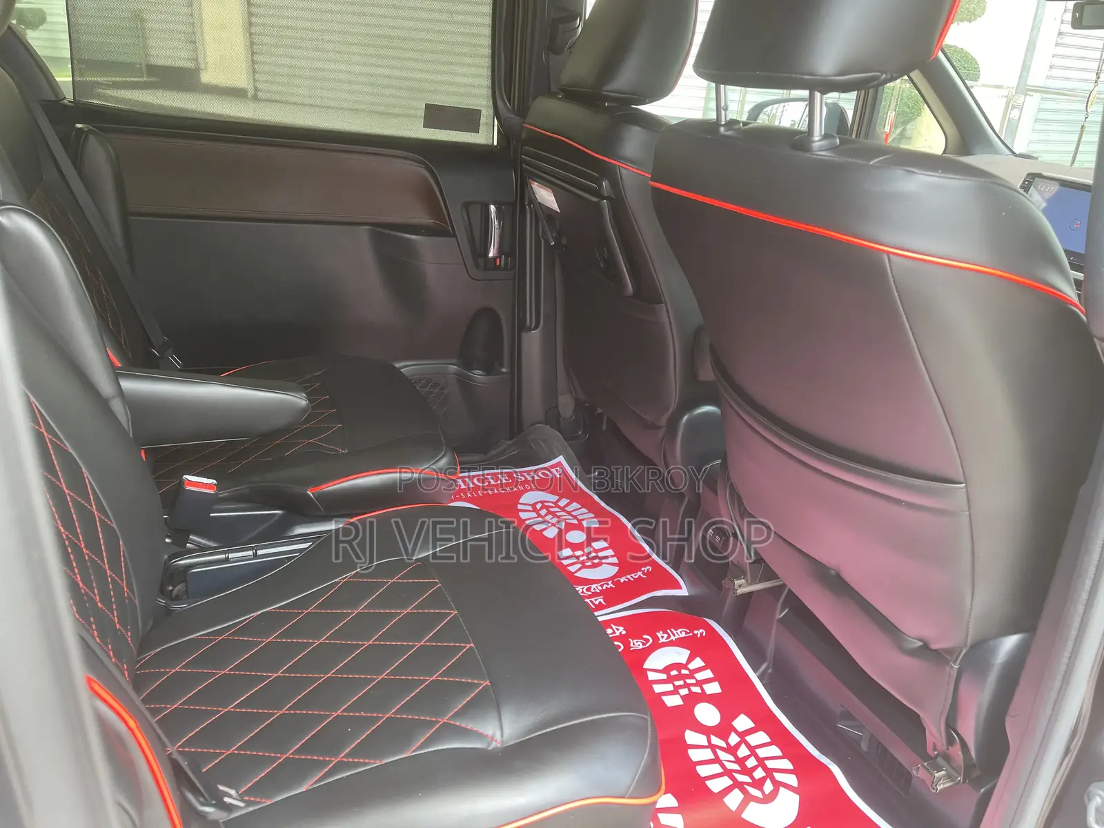 Toyota Esquire 1.8 FWD Hybrid (7 seater) 2020 Purple