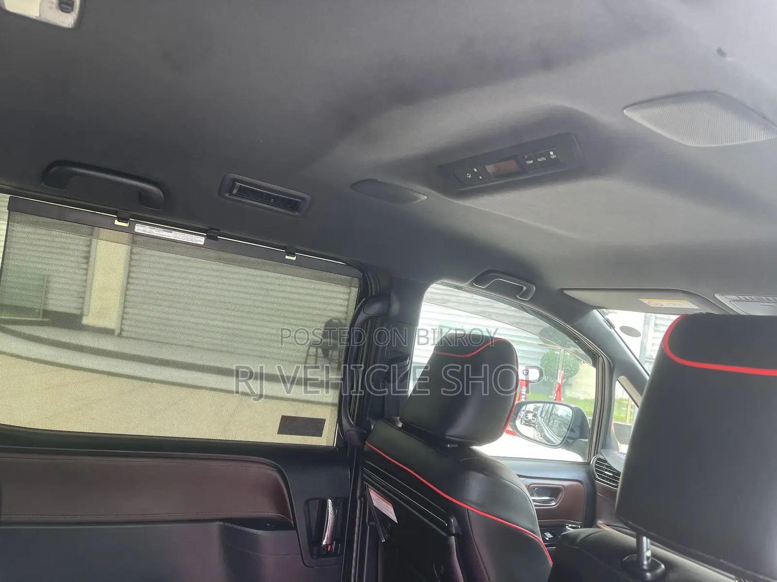Toyota Esquire 1.8 FWD Hybrid (7 seater) 2020 Purple