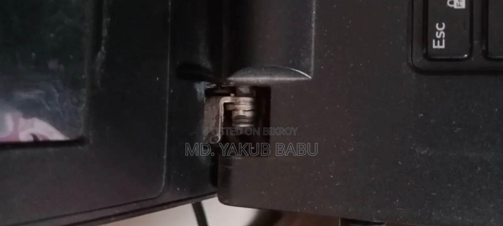 ল্যাপটপ ডেল ইন্সপায়রন ১৫ ৩৫৮৫ ৪জিবি ইন্টেল কোর আই৩ এইচডিডি+এসএসডি ৫১২জিবি