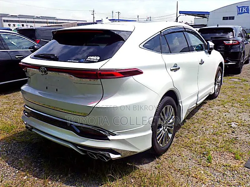 New Toyota Harrier 2023 Pearl