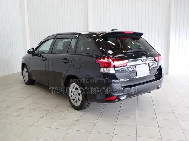 Toyota Corolla Fielder 2021 Black