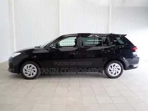 Toyota Corolla Fielder 2021 Black