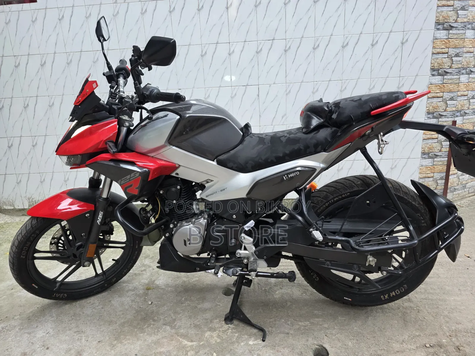 Hero Xtreme 125R 2025 Red