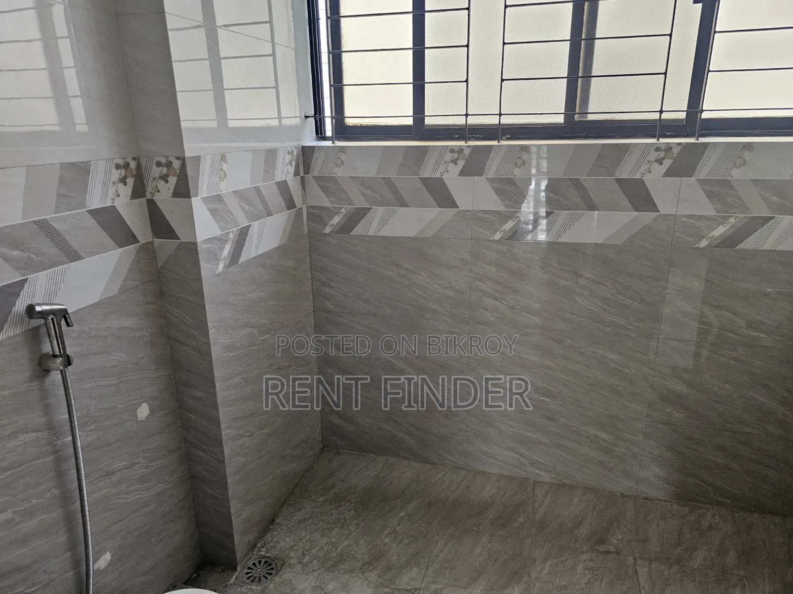 4-bedroom Apartment in Gulshan for Rent