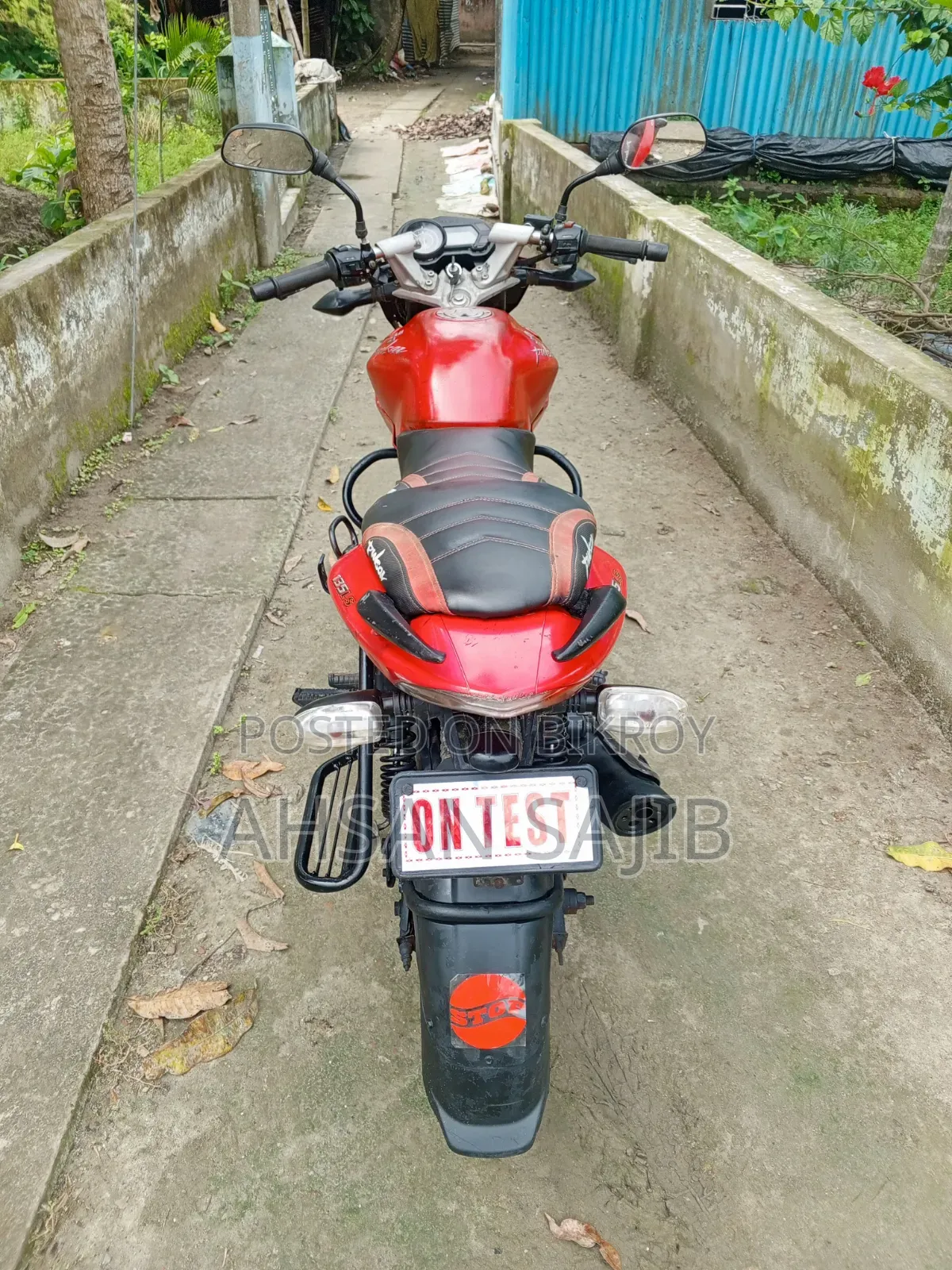 Bajaj Pulsar 150 2018 Red