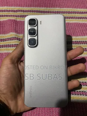 Infinix Hot 60 Pro+ 128 GB Silver