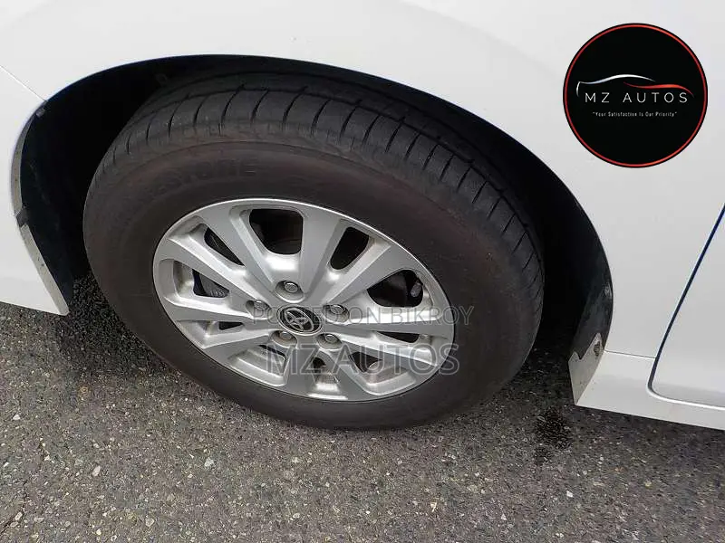 Toyota Noah 1.8 FWD Hybrid (7 seater) 2021 Pearl