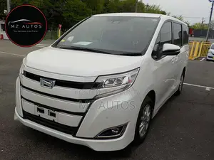 Toyota Noah 1.8 FWD Hybrid (7 seater) 2021 Pearl