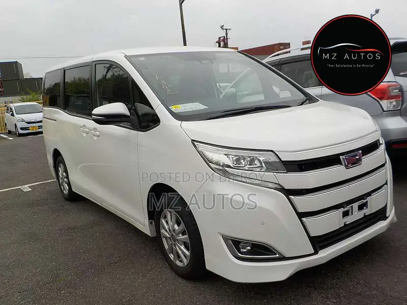 Toyota Noah 1.8 FWD Hybrid (7 seater) 2021 Pearl