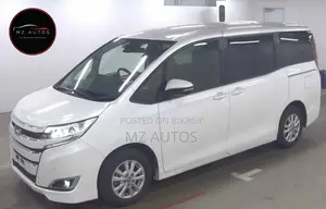 Toyota Noah 1.8 Front Wheel Drive Hybrid (7 seater) 2021 Pearl