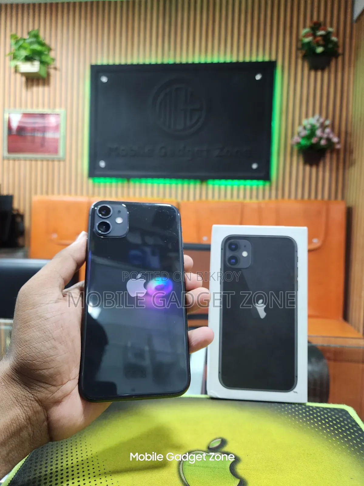 Apple iPhone 11 128 GB Black