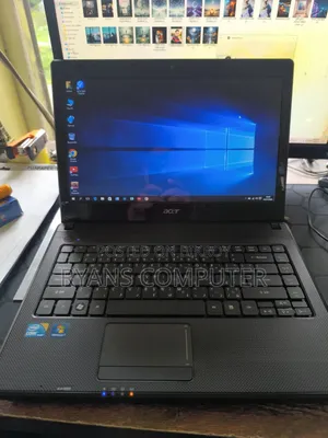 Laptop Acer Aspire 4738 4GB Intel Core i3 HDD+SSD 500GB