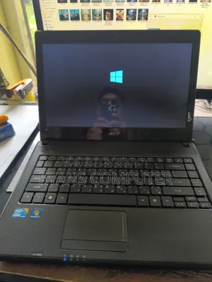 Laptop Acer Aspire 4738 4GB Intel Core i3 HDD+SSD 500GB