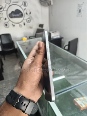 Tecno Spark 40 Pro 128 GB Silver