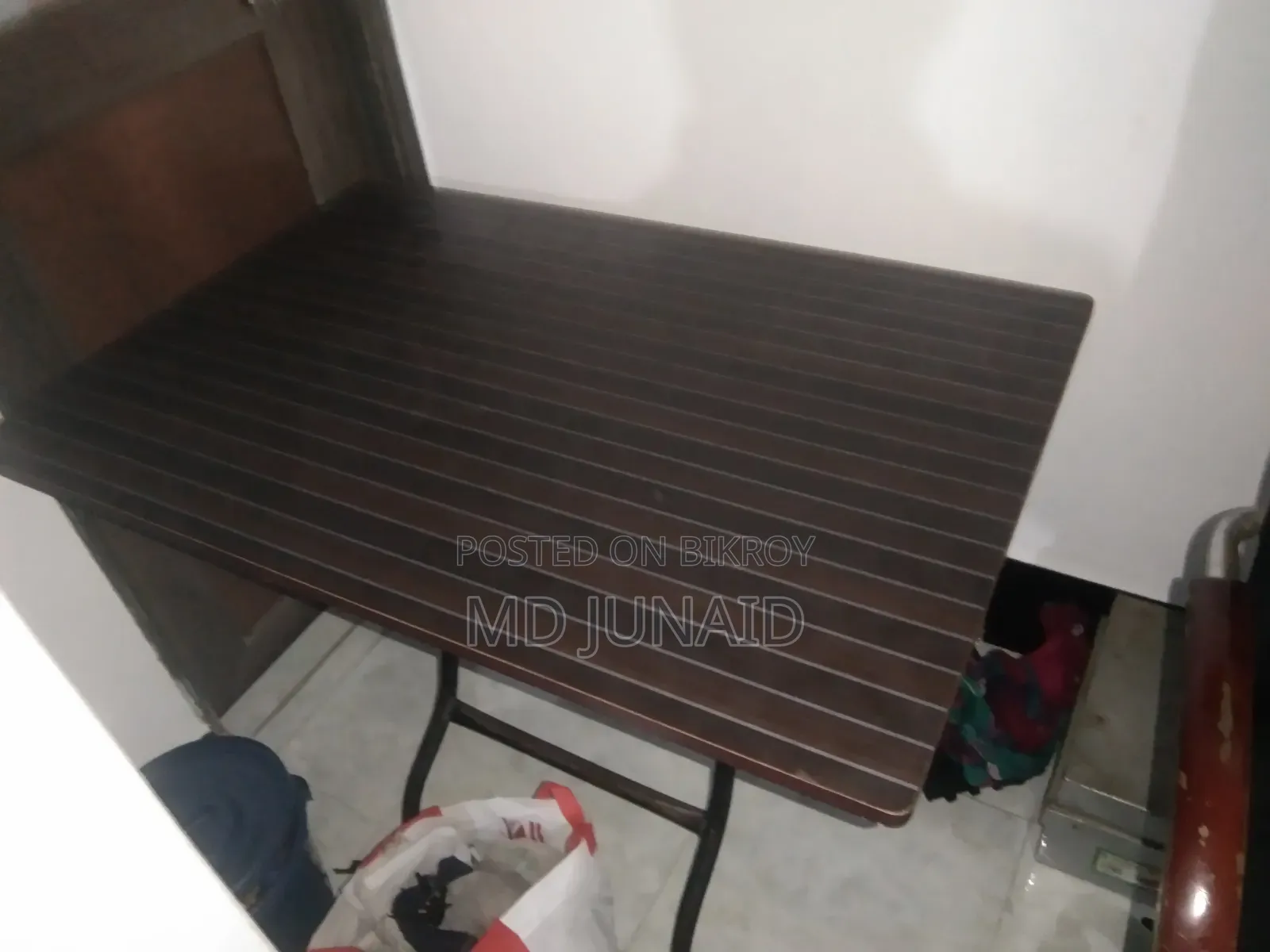 Table Chair for Selling.