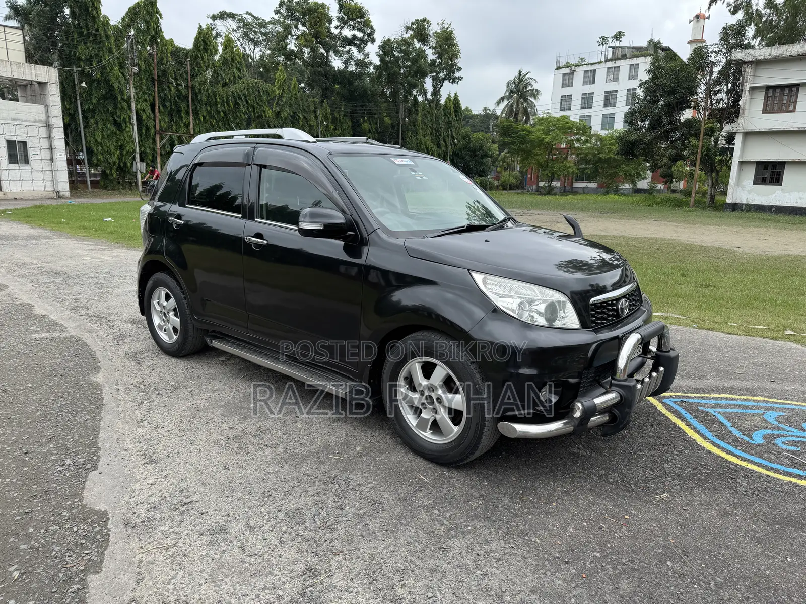 Toyota Rush 1.5 AWD 2011 Black