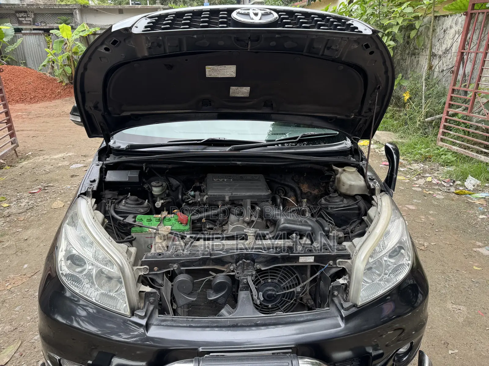 Toyota Rush 1.5 AWD 2011 Black