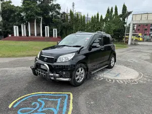 Toyota Rush 1.5 AWD 2011 Black