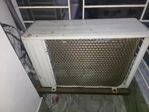 Gree Non Inverter AC 1.5 Ton