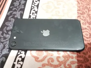 অ্যাপল আইফোন এসই (২০২০) ৬৪ জিবি ব্ল্যাক