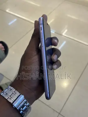 অ্যাপল আইফোন ১১ ১২৮ জিবি পার্পল