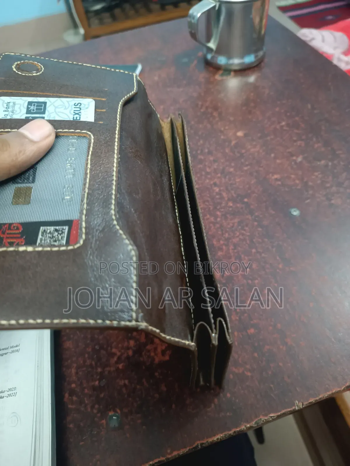 Double mobile wallet