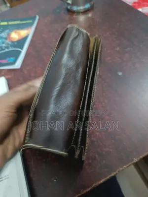Double mobile wallet