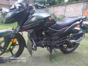 Honda X-Blade 160 2021 Beige