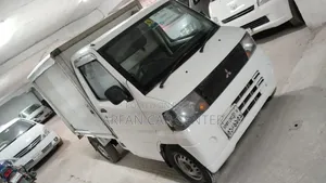 Mitsubishi Minicab Truck 2008 White