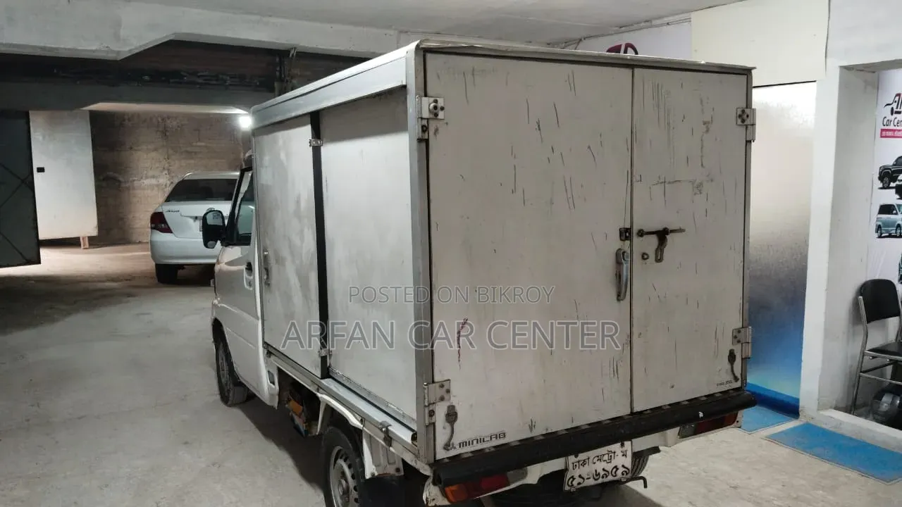 Mitsubishi Minicab Truck 2008 White