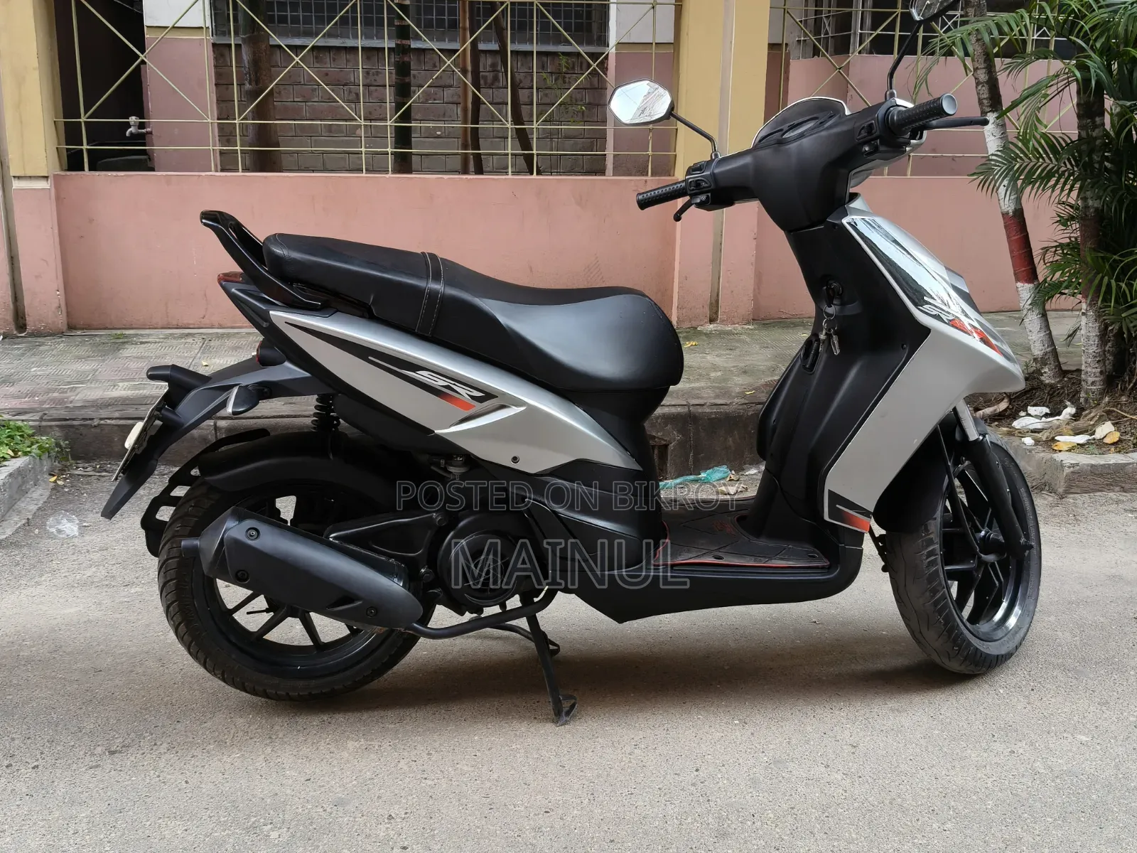 Aprilia SR 2019 Gray