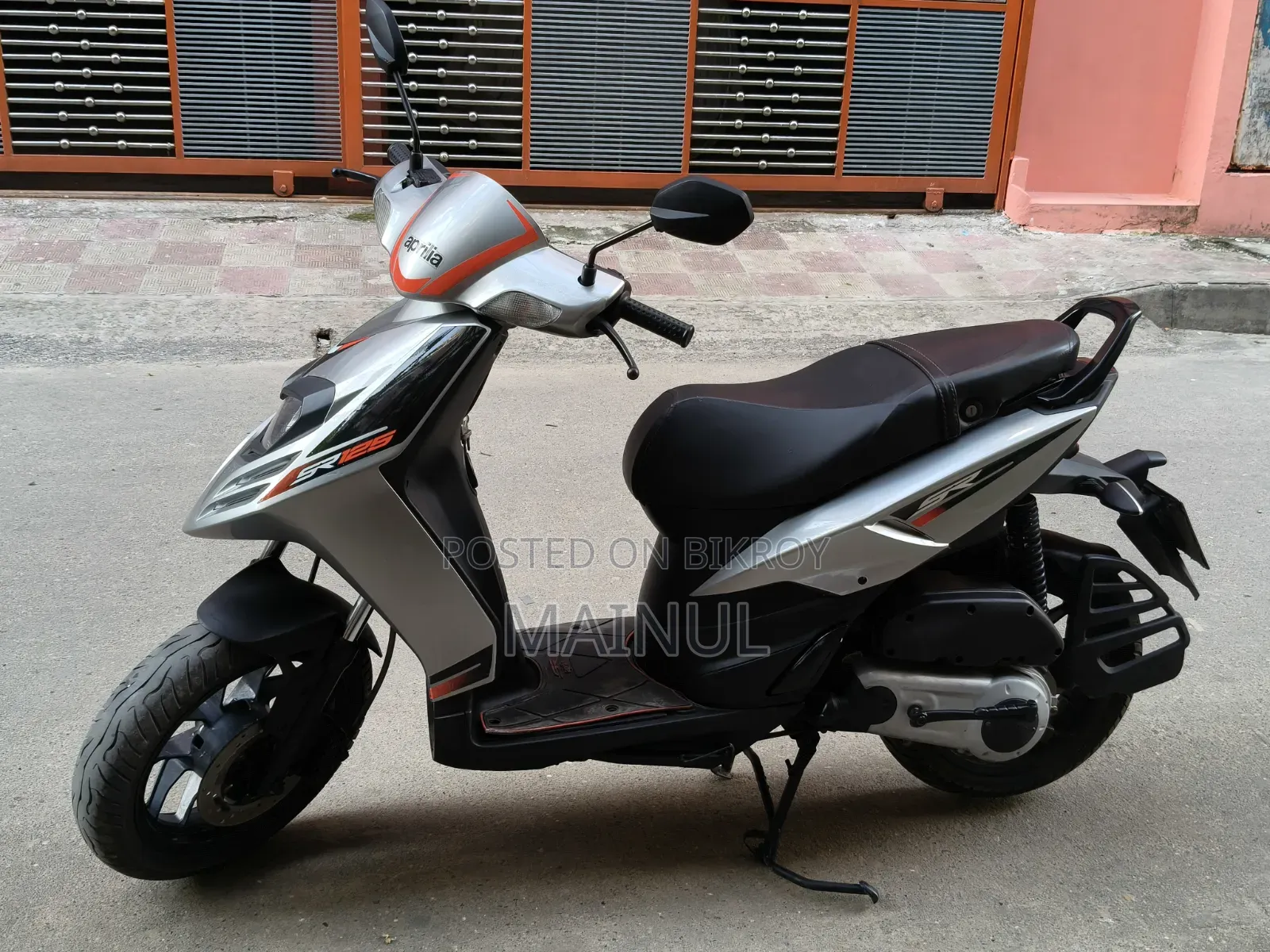 Aprilia SR 2019 Gray