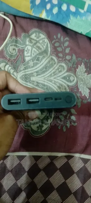 Xiaomi ২২.৫ ওয়াট মেটাল কেসিং টু ওয়ে ফাস্ট চার্জিং পাওয়ার ব্যাংক - ১০০০০ এমএএইচ