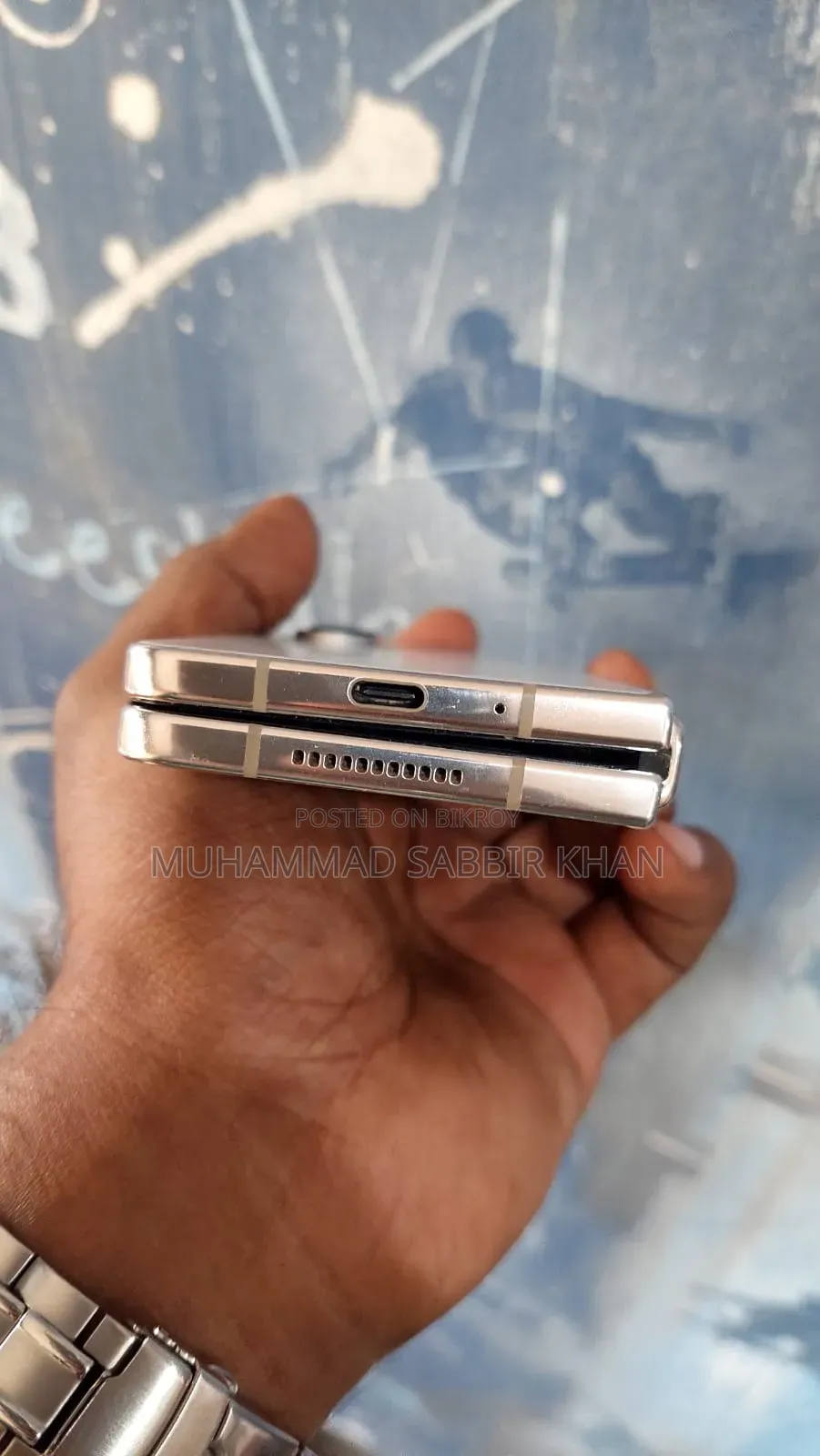 New Samsung Galaxy Z Fold4 512 GB Gold