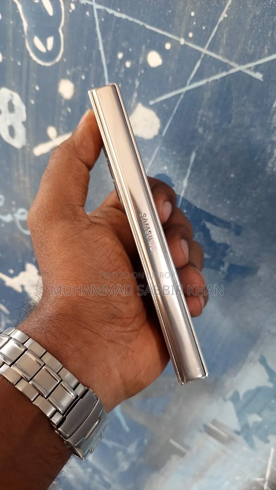 New Samsung Galaxy Z Fold4 512 GB Gold