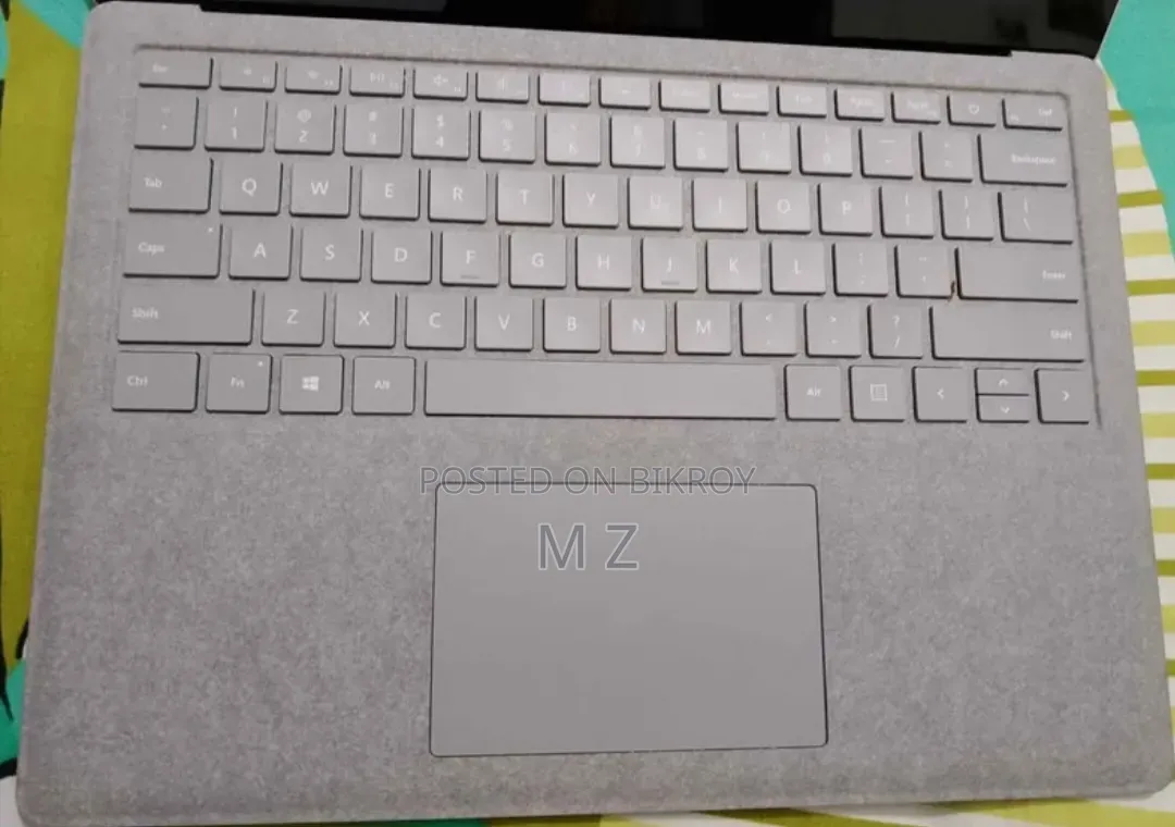 Laptop Microsoft Surface Laptop 2 16GB Intel Core i7 SSD 512GB