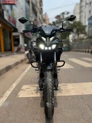 Hero Xtreme 125R 2025 Black