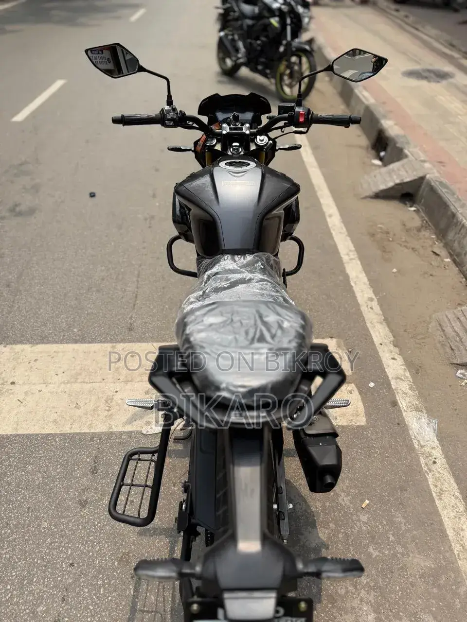 Hero Xtreme 125R 2025 Black
