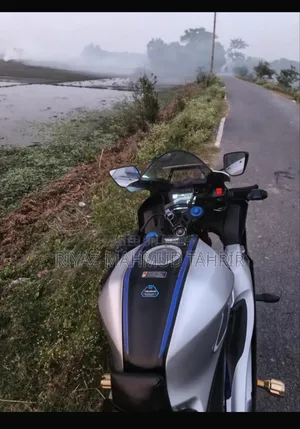 Yamaha R1 2023 White