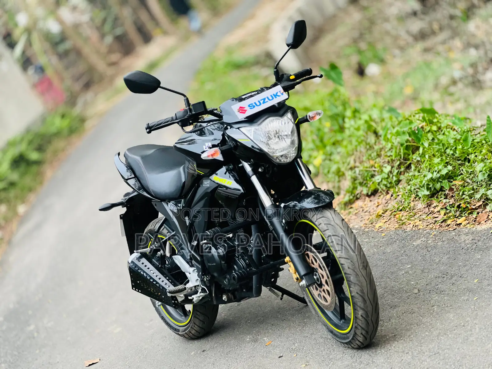 সুজুকি জিক্সার মনোটোন ২০২৫ ব্ল্যাক