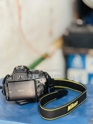 Nikon D5200 DSLR