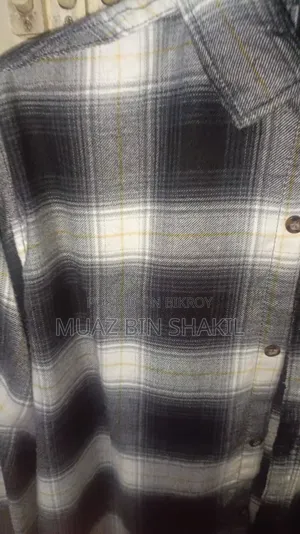 Brand new clothes. Stainless and worn at most 6/7 times.
