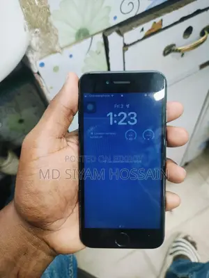 Apple iPhone 8 64 GB Black