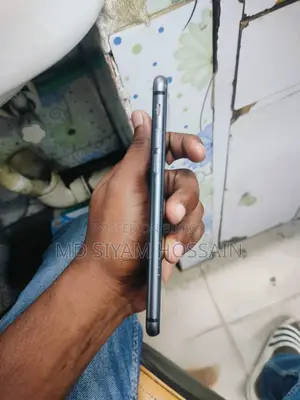 Apple iPhone 8 64 GB Black