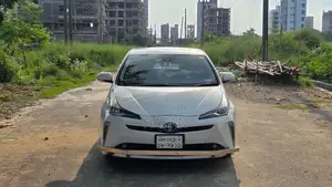 Toyota Prius 2019 White