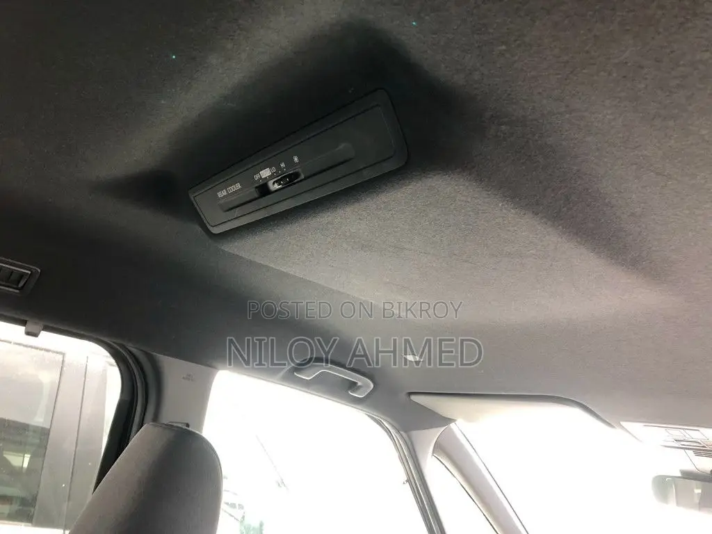 Toyota Voxy Hybrid S-G 2WD 7-Seater 2022 Black
