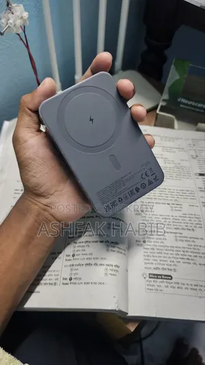 Hoco ২০০০০ এমএএইচ পাওয়ার ব্যাংক
